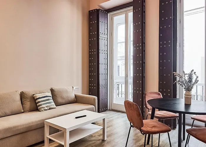 Appartement Awesome In With Kitchen