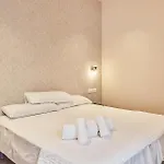 Awesome In With Kitchen Apartment *